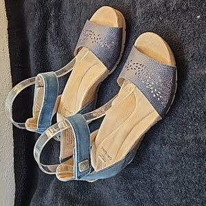 Earth Origins Blue Leather and Suede Wedge Sandals Size 6 Worn Once
